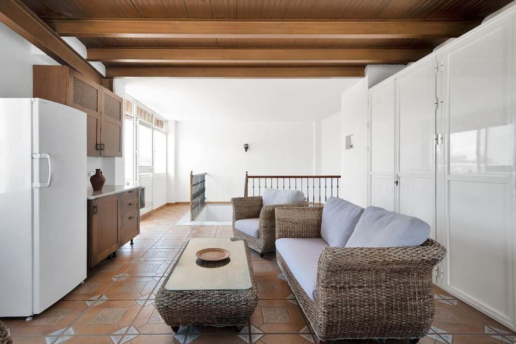 En El Centro De San Pedro Con Parking - Del Valle 72 1 Apartamento Marbella